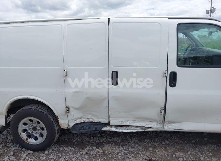Photo 6 of 2014 Chevrolet Express 1500 WORK VAN (VIN 1GCSGAFX8E1104025)
