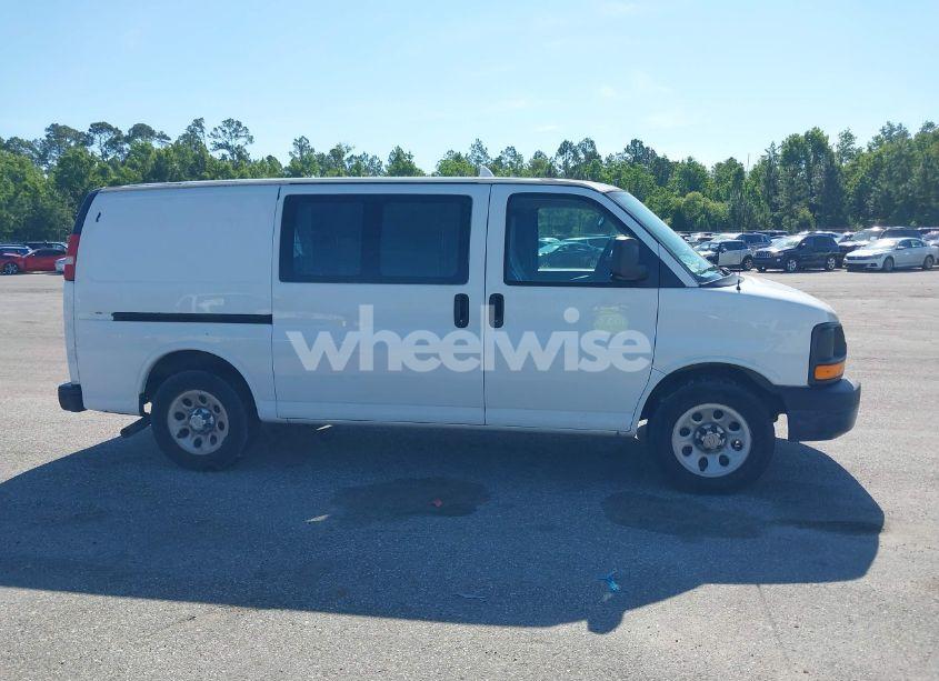 Photo 13 of 2014 Chevrolet Express 1500 WORK VAN (VIN 1GCSGAFX8E1157386)