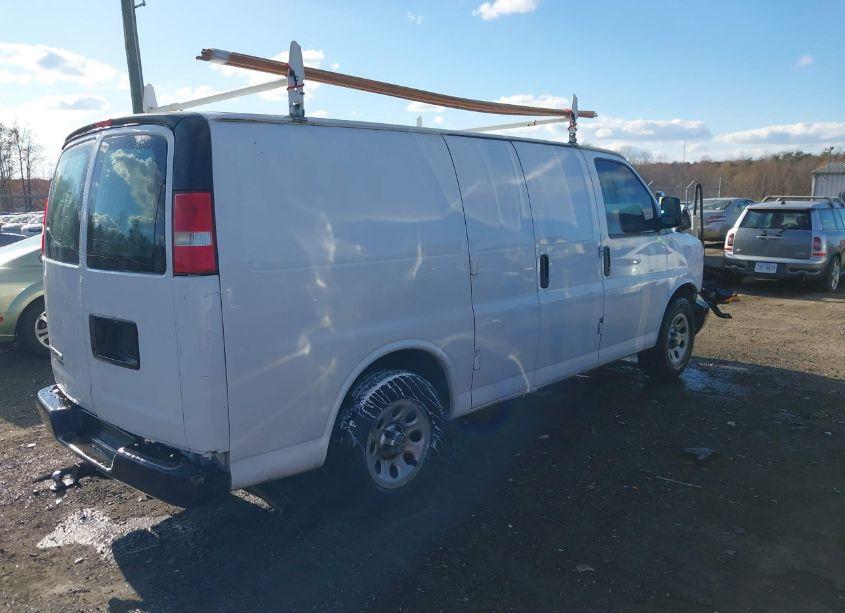 Photo 4 of 2014 Chevrolet Express 1500 WORK VAN (VIN 1GCSGAFX9E1107757)