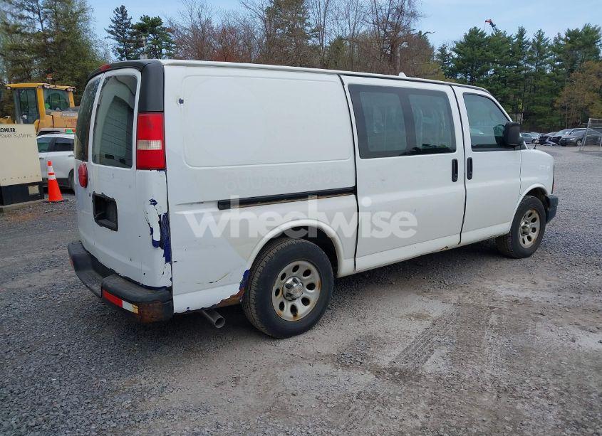 Photo 4 of 2014 Chevrolet Express 1500 WORK VAN (VIN 1GCSGAFX9E1157221)
