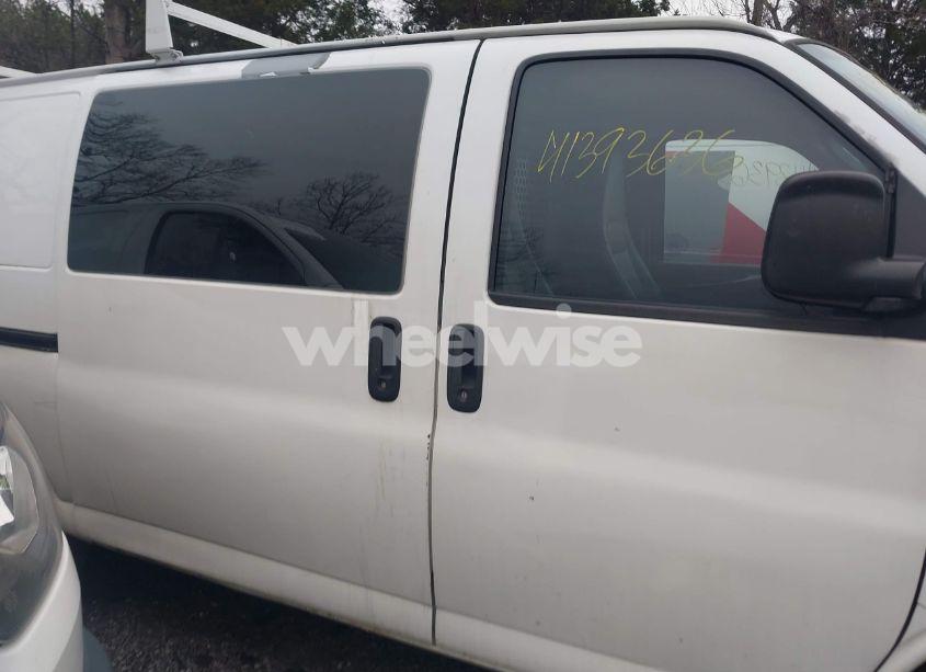 Photo 13 of 2011 Chevrolet Express 1500 WORK VAN (VIN 1GCSGAFXXB1145705)