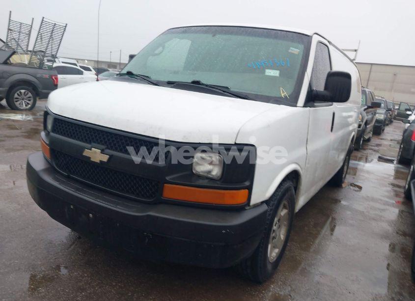 Photo 2 of 2013 Chevrolet Express 1500 WORK VAN (VIN 1GCSGAFXXD1125523)