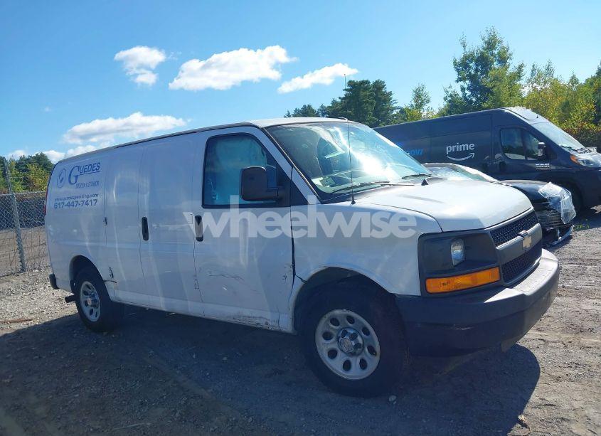 Photo 13 of 2014 Chevrolet Express 1500 WORK VAN (VIN 1GCSGAFXXE1179373)