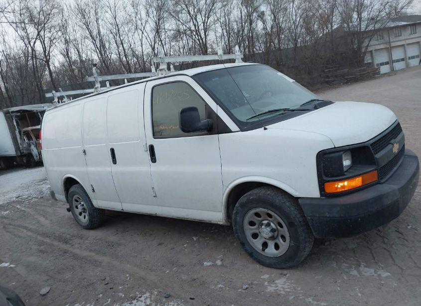 Photo 13 of 2014 Chevrolet Express 1500 WORK VAN (VIN 1GCSGAFXXE1190793)
