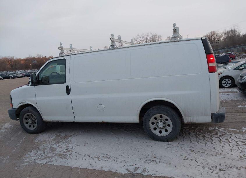 Photo 14 of 2014 Chevrolet Express 1500 WORK VAN (VIN 1GCSGAFXXE1190793)