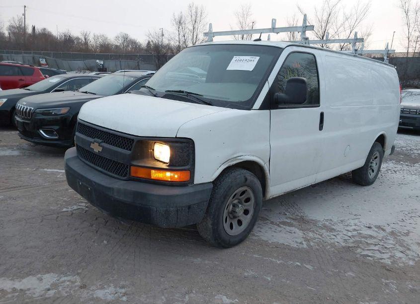 Photo 2 of 2014 Chevrolet Express 1500 WORK VAN (VIN 1GCSGAFXXE1190793)
