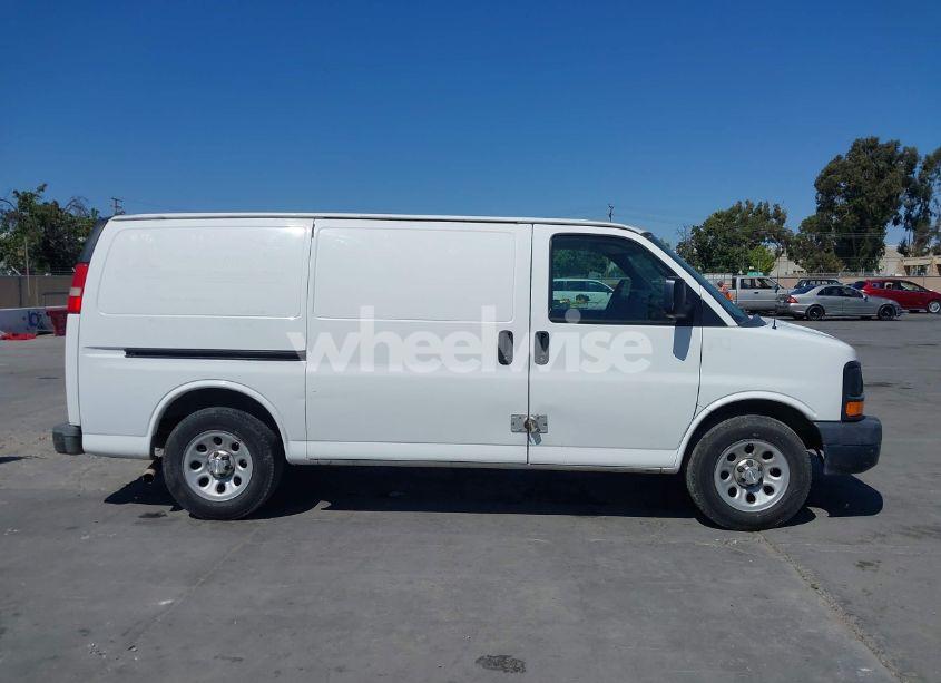 Photo 13 of 2014 Chevrolet Express 1500 WORK VAN (VIN 1GCSGAFXXE1200920)