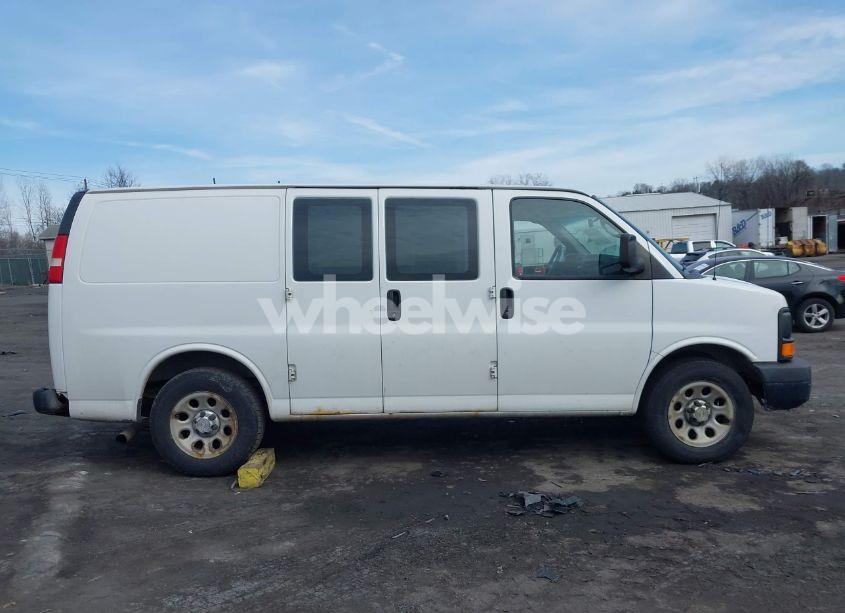 Photo 13 of 2014 Chevrolet Express 1500 WORK VAN (VIN 1GCSHAF40E1149396)
