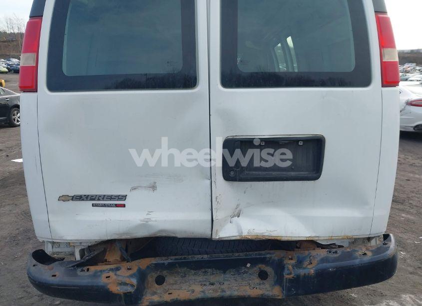 Photo 6 of 2014 Chevrolet Express 1500 WORK VAN (VIN 1GCSHAF40E1149396)