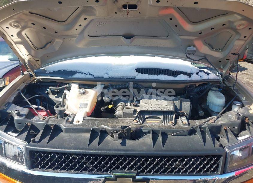 Photo 10 of 2012 Chevrolet Express 1500 WORK VAN (VIN 1GCSHAF4XC1123899)