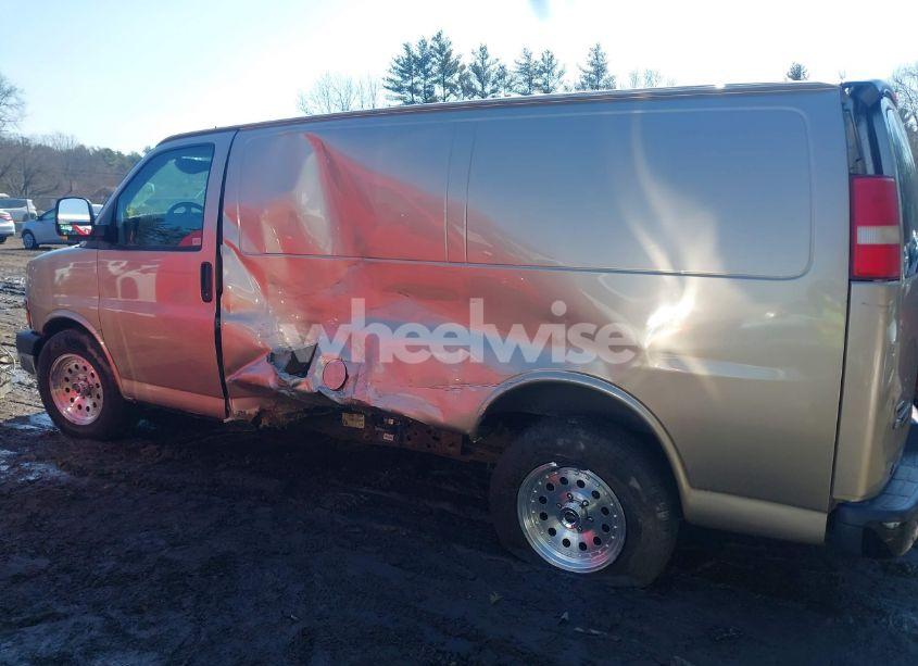 Photo 13 of 2012 Chevrolet Express 1500 WORK VAN (VIN 1GCSHAF4XC1123899)