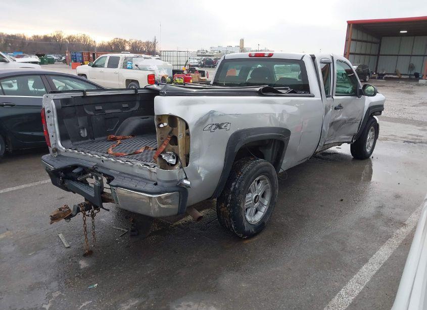 Photo 4 of 2010 Chevrolet Silverado 1500 WORK TRUCK (VIN 1GCSKPE00AZ223219)
