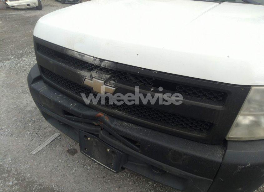 Photo 6 of 2010 Chevrolet Silverado 1500 WORK TRUCK (VIN 1GCSKPE31AZ229573)