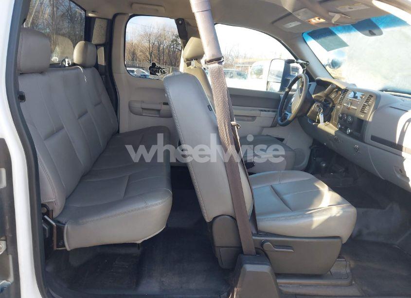 Photo 8 of 2010 Chevrolet Silverado 1500 WORK TRUCK (VIN 1GCSKPE31AZ229573)