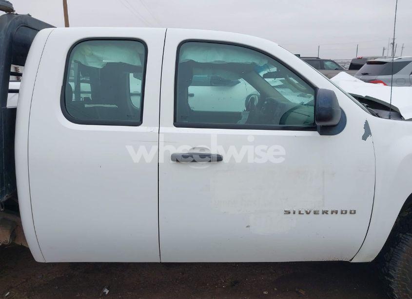 Photo 13 of 2010 Chevrolet Silverado 1500 WORK TRUCK (VIN 1GCSKPE32AZ189987)