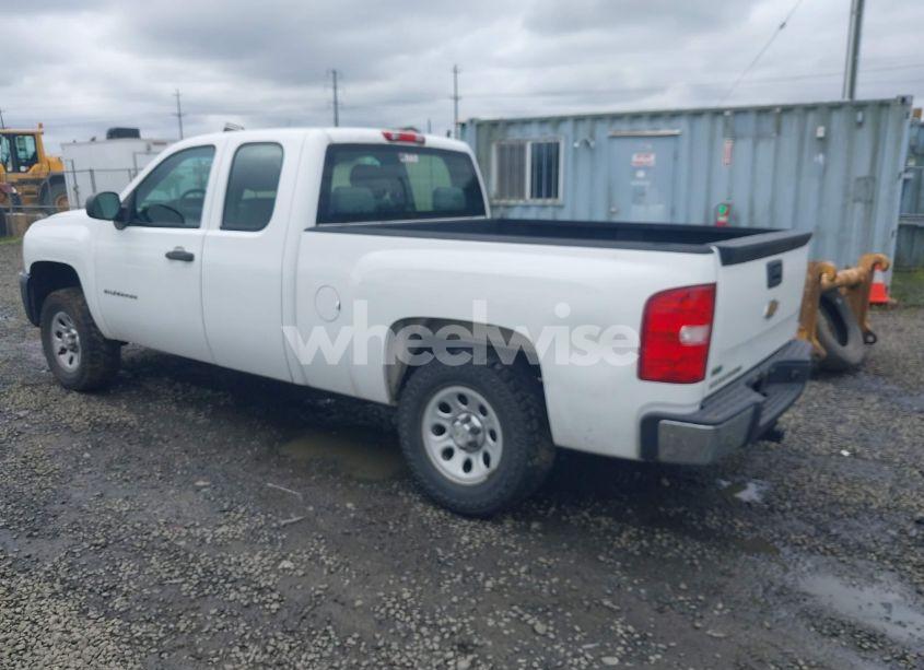 Photo 3 of 2010 Chevrolet Silverado 1500 WORK TRUCK (VIN 1GCSKPE38AZ231739)