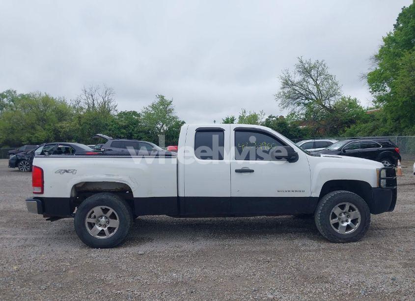 Photo 14 of 2010 Chevrolet Silverado 1500 WORK TRUCK (VIN 1GCSKPE3XAZ298939)