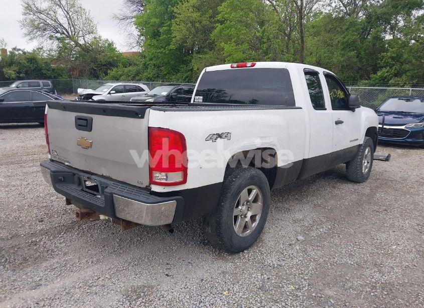 Photo 4 of 2010 Chevrolet Silverado 1500 WORK TRUCK (VIN 1GCSKPE3XAZ298939)