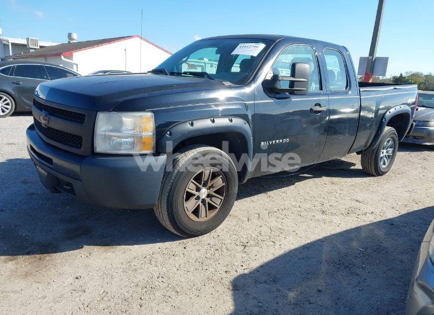 Photo 2 of 2010 Chevrolet Silverado 1500 WORK TRUCK (VIN 1GCSKPEA0AZ123887)