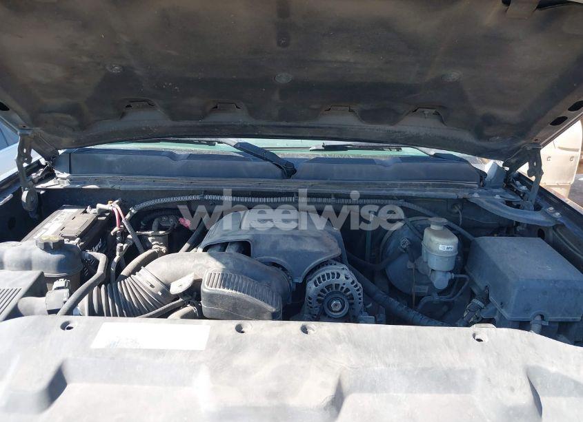 Photo 10 of 2010 Chevrolet Silverado 1500 LS (VIN 1GCSKREA0AZ298569)