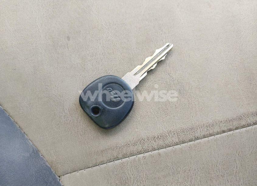 Photo 11 of 2010 Chevrolet Silverado 1500 LS (VIN 1GCSKREA0AZ298569)