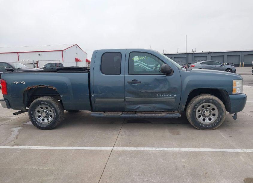 Photo 14 of 2010 Chevrolet Silverado 1500 LS (VIN 1GCSKREA1AZ269923)