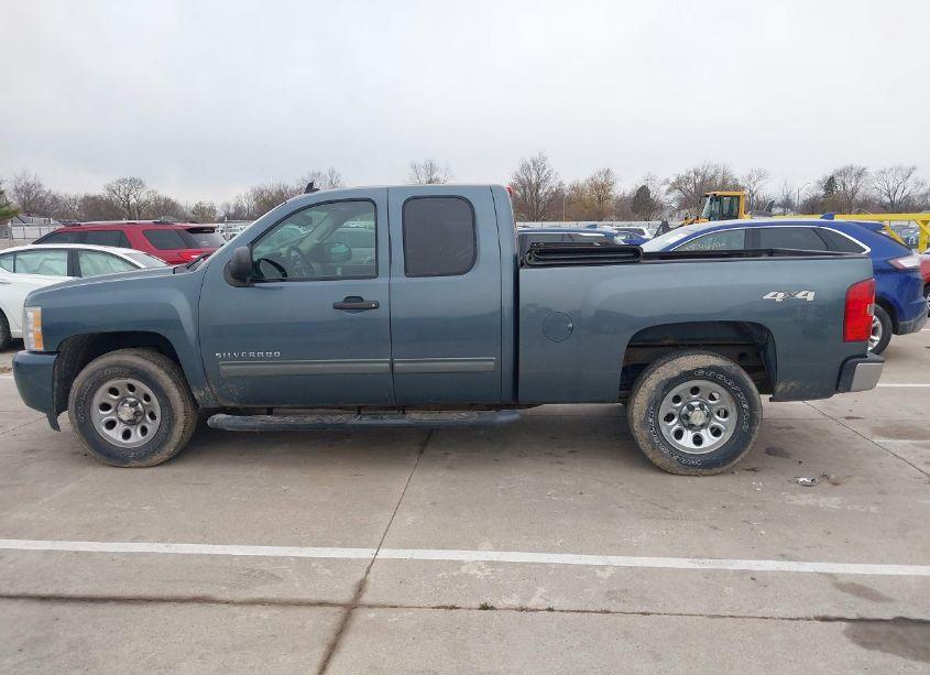 Photo 15 of 2010 Chevrolet Silverado 1500 LS (VIN 1GCSKREA1AZ269923)