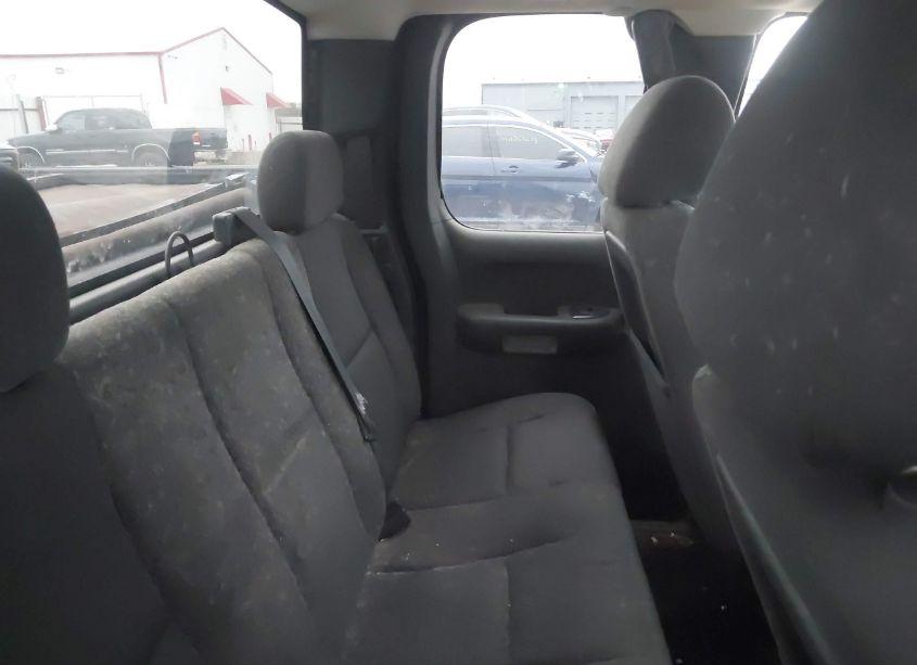 Photo 8 of 2010 Chevrolet Silverado 1500 LS (VIN 1GCSKREA1AZ269923)