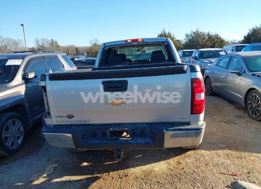 Photo 16 of 2010 Chevrolet Silverado 1500 LS (VIN 1GCSKREA3AZ262522)