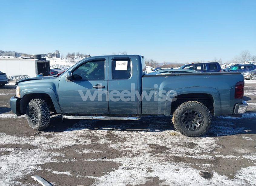Photo 14 of 2010 Chevrolet Silverado 1500 LS (VIN 1GCSKREA7AZ264337)