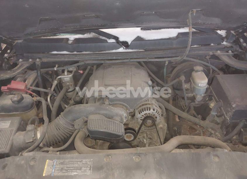 Photo 10 of 2010 Chevrolet Silverado 1500 LS (VIN 1GCSKREAXAZ161901)