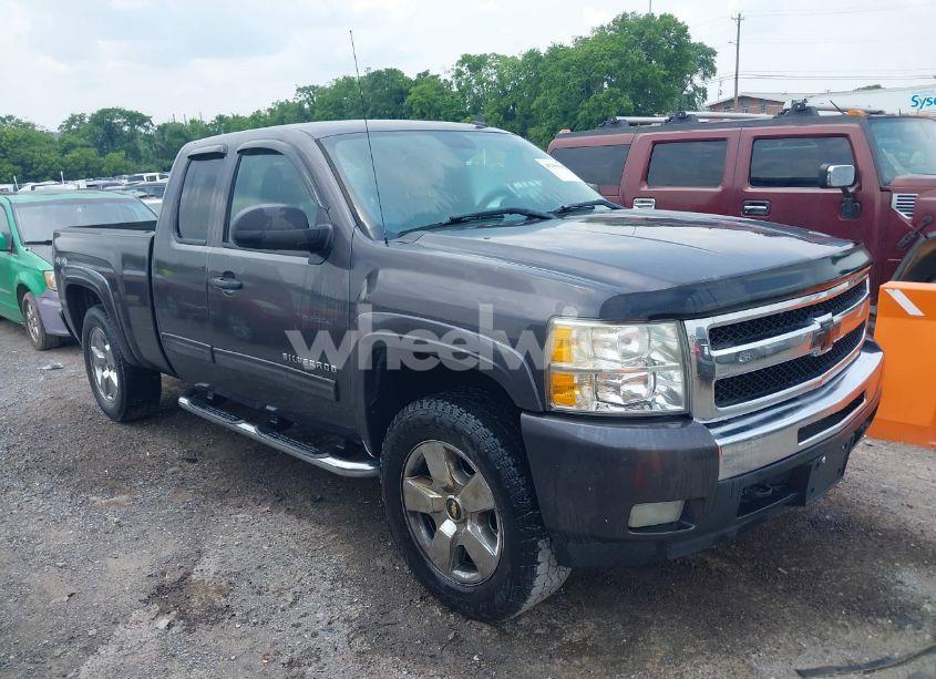 Photo 13 of 2010 Chevrolet Silverado 1500 LT (VIN 1GCSKSE30AZ130309)