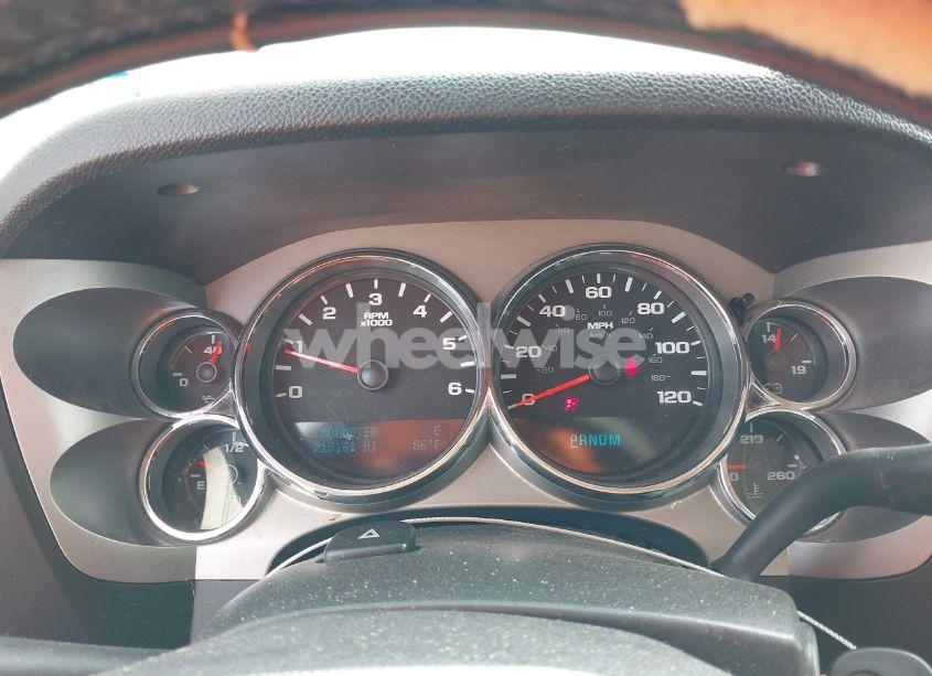 Photo 7 of 2010 Chevrolet Silverado 1500 LT (VIN 1GCSKSE30AZ130309)