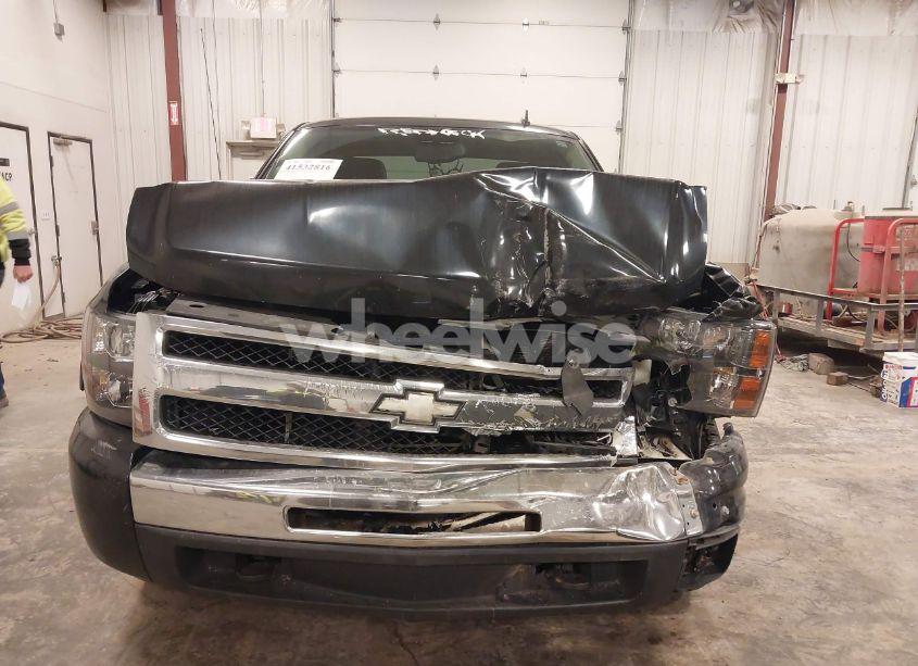 Photo 6 of 2010 Chevrolet Silverado 1500 LT (VIN 1GCSKSE30AZ132965)