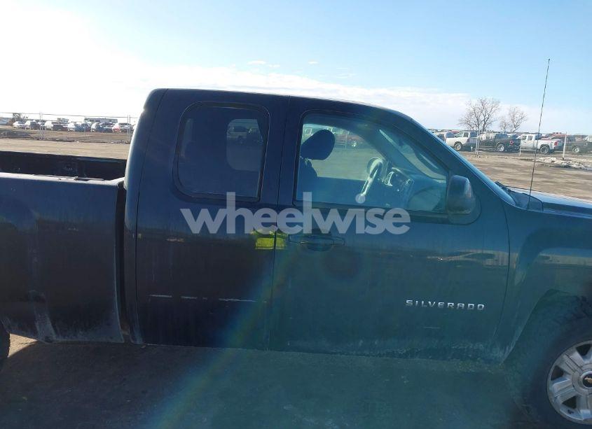 Photo 13 of 2010 Chevrolet Silverado 1500 LT (VIN 1GCSKSE30AZ155615)