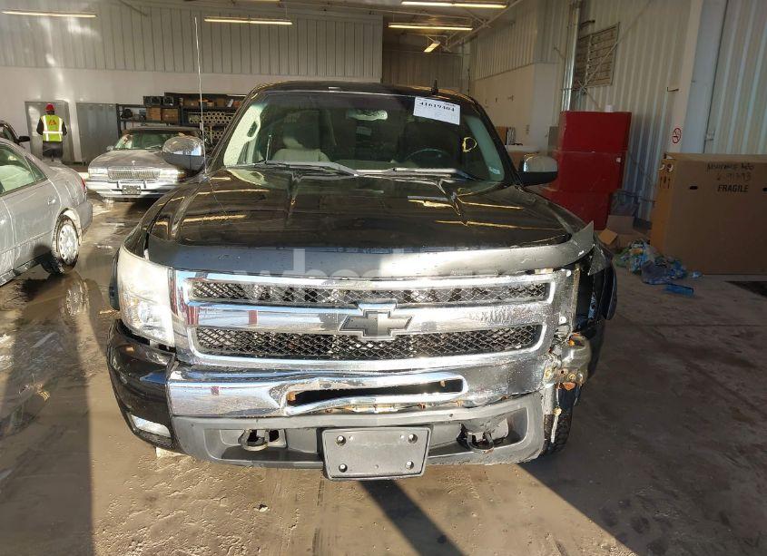 Photo 12 of 2010 Chevrolet Silverado 1500 LT (VIN 1GCSKSE31AZ155171)