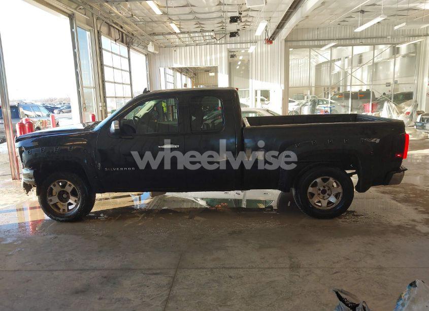 Photo 14 of 2010 Chevrolet Silverado 1500 LT (VIN 1GCSKSE31AZ155171)