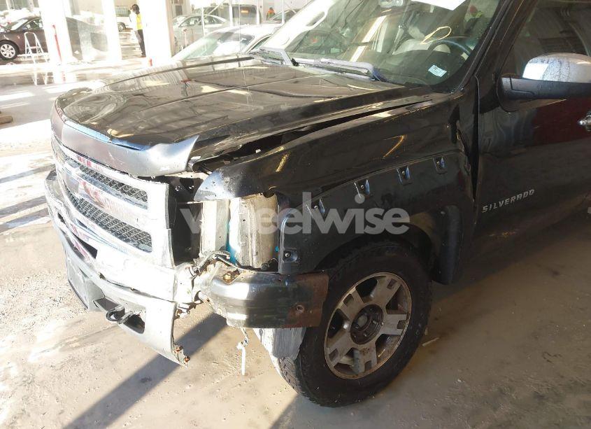 Photo 6 of 2010 Chevrolet Silverado 1500 LT (VIN 1GCSKSE31AZ155171)