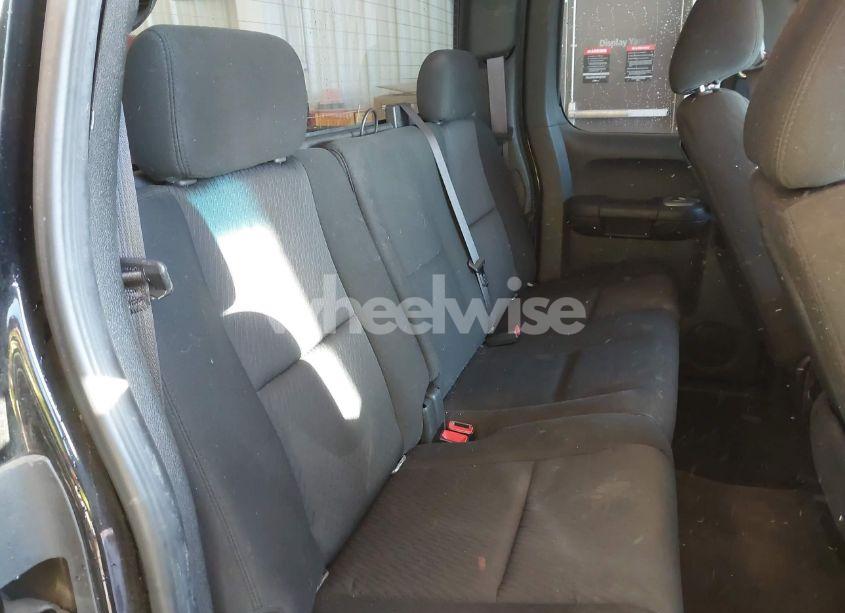 Photo 8 of 2010 Chevrolet Silverado 1500 LT (VIN 1GCSKSE31AZ155171)