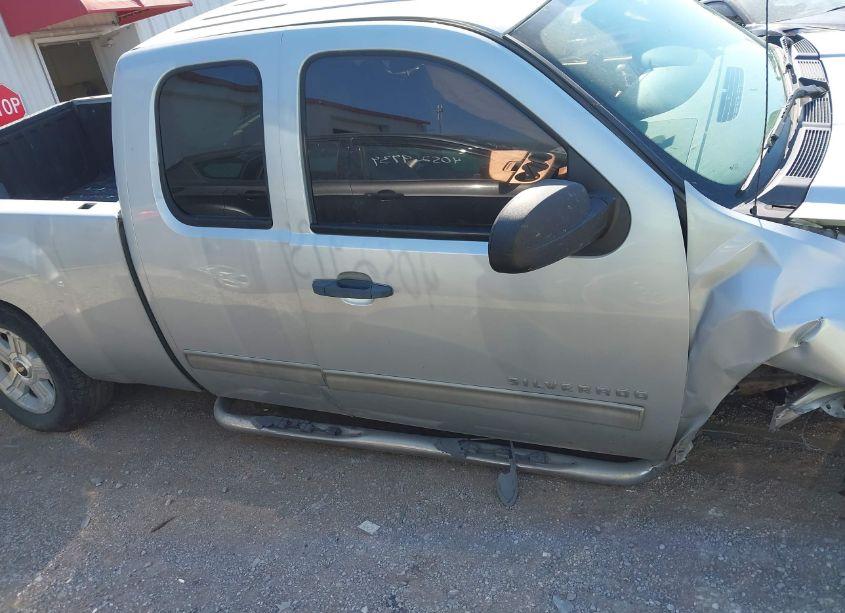 Photo 13 of 2010 Chevrolet Silverado 1500 LT (VIN 1GCSKSE31AZ221654)