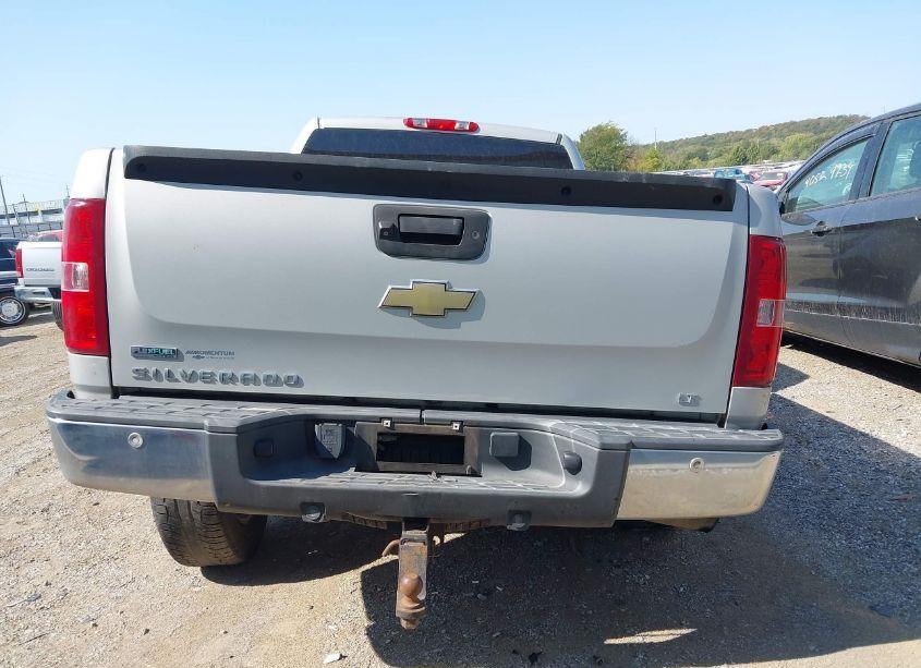 Photo 16 of 2010 Chevrolet Silverado 1500 LT (VIN 1GCSKSE31AZ221654)