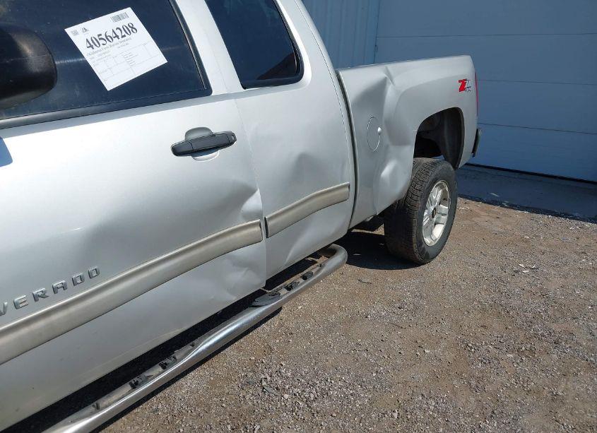 Photo 17 of 2010 Chevrolet Silverado 1500 LT (VIN 1GCSKSE31AZ221654)
