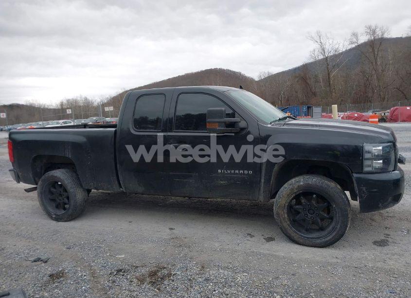 Photo 13 of 2010 Chevrolet Silverado 1500 LT (VIN 1GCSKSE32AZ277635)