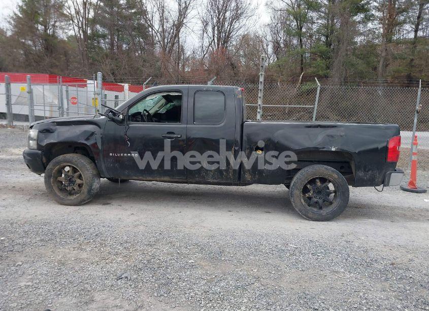 Photo 14 of 2010 Chevrolet Silverado 1500 LT (VIN 1GCSKSE32AZ277635)