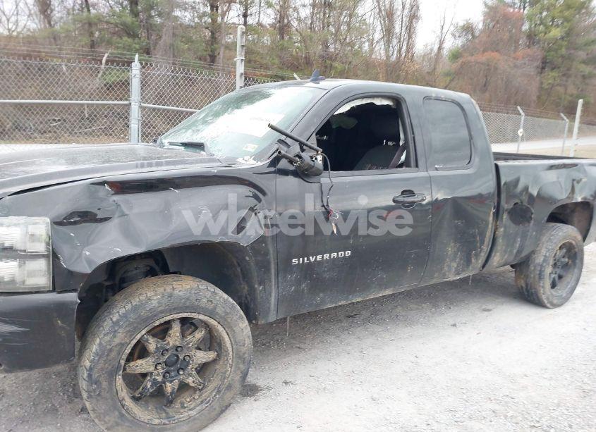 Photo 6 of 2010 Chevrolet Silverado 1500 LT (VIN 1GCSKSE32AZ277635)