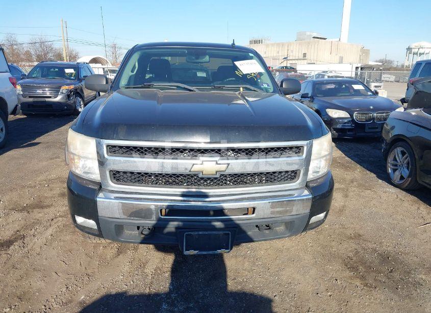 Photo 13 of 2010 Chevrolet Silverado 1500 LT (VIN 1GCSKSE33AZ281726)