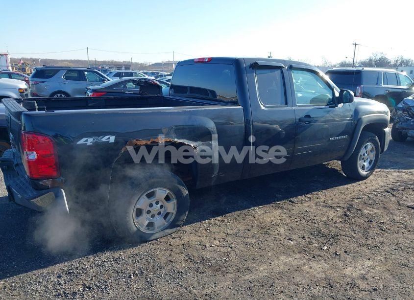 Photo 14 of 2010 Chevrolet Silverado 1500 LT (VIN 1GCSKSE33AZ281726)