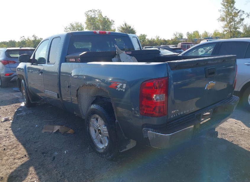 Photo 3 of 2010 Chevrolet Silverado 1500 LT (VIN 1GCSKSE33AZ292533)