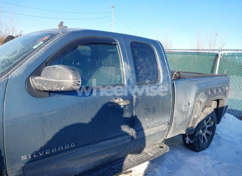 Photo 14 of 2010 Chevrolet Silverado 1500 LT (VIN 1GCSKSE34AZ101959)