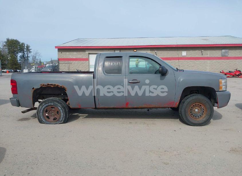 Photo 13 of 2010 Chevrolet Silverado 1500 LT (VIN 1GCSKSE34AZ149056)